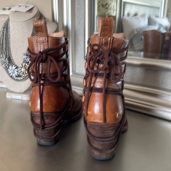 Bed Stu Blaire Boots in Tan Rustic - Picture 8 of 11